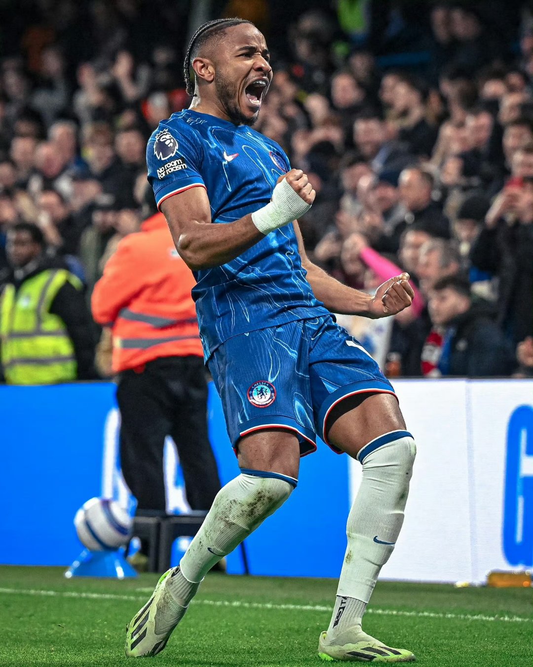 里尔主场力克雷恩,豪取胜利 里尔主场力克雷恩,豪取胜利