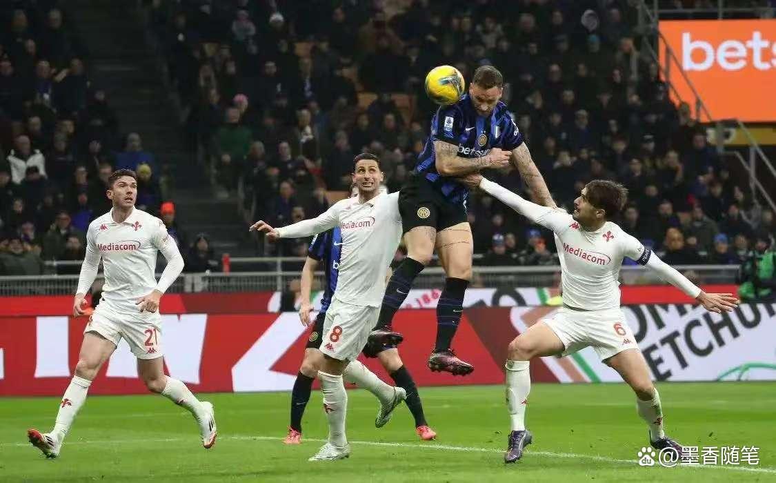 佛罗伦萨球员战术配合默契，力克对手的简单介绍