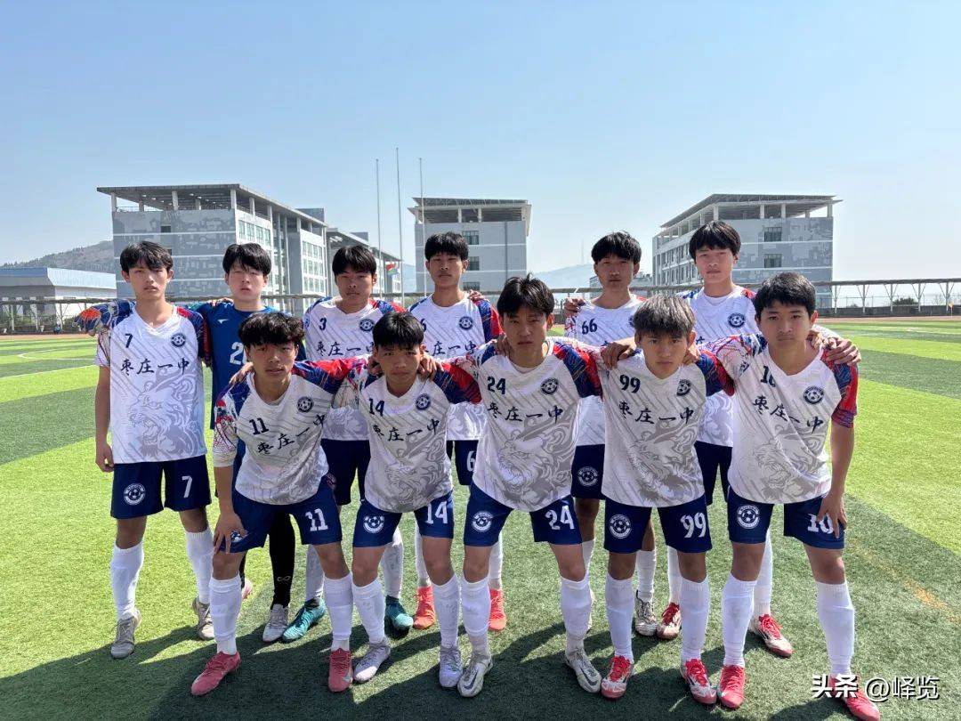 足球职业联赛上球员体能角逐如火如荼 足球职业联赛上球员体能角逐如火如荼