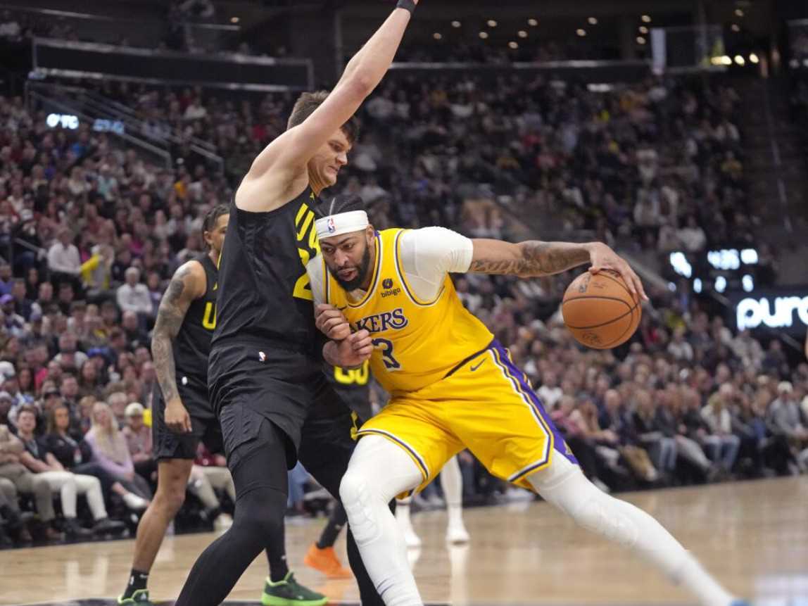 关于雄鹿主教练称球队状态良好,期待未来比赛的信息 关于雄鹿主教练称球队状态良好,期待未来比赛的信息