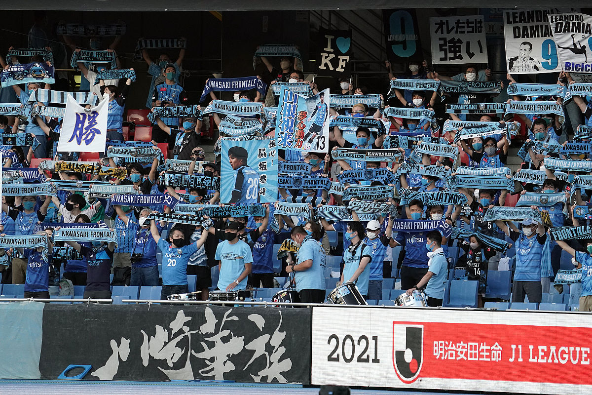 关于国内足球比赛悬念重重，各队备战如火如荼的信息