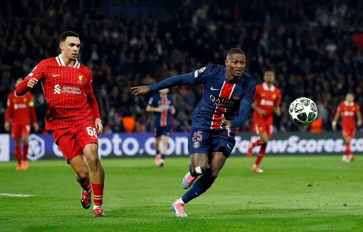 关于南安普顿中场攻防兼备，英格兰足球赛场表现高效的信息