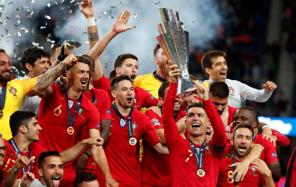 葡萄牙队在比赛中表现出色,赢得了比赛 葡萄牙队在比赛中表现出色,赢得了比赛