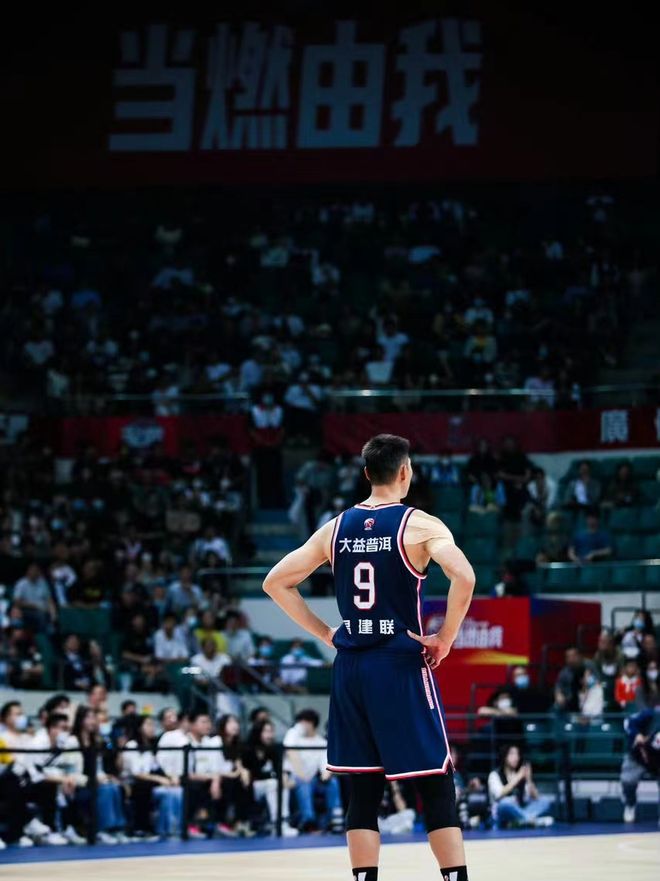 易建联29分带领广东战胜北控,豪取九连胜的简单介绍 易建联29分带领广东战胜北控,豪取九连胜的简单介绍