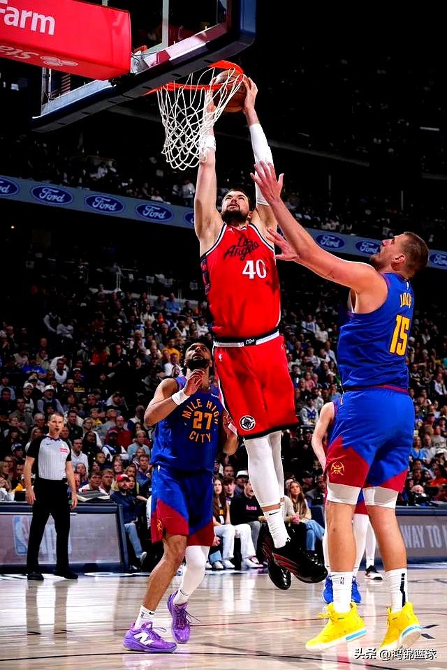 快船遭勇士绝杀,遗憾告负 快船遭勇士绝杀,遗憾告负