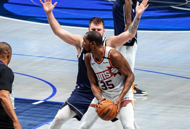 勇士沦陷骑士手中,杜兰特伤退 勇士沦陷骑士手中,杜兰特伤退