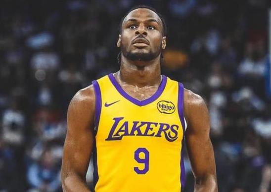 勇士惨败湖人,遭遇失利 勇士惨败湖人,遭遇失利